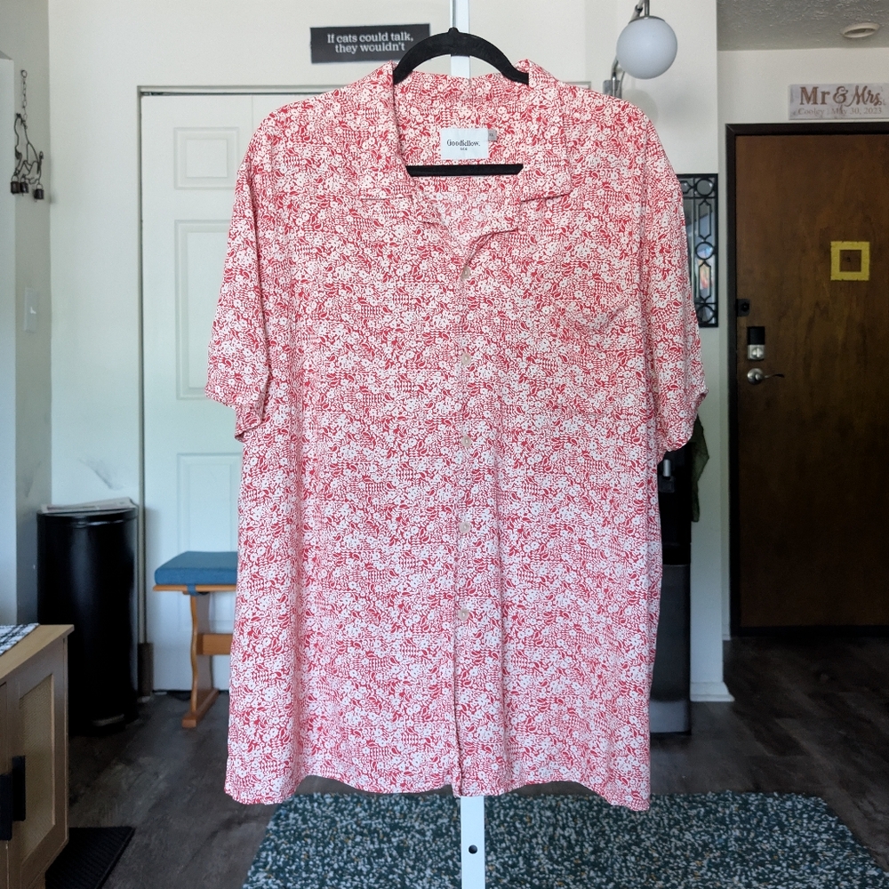 Goodfellow & Co Red and White Floral Shirt